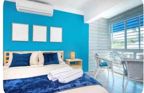 Juan Dolio - El Pueblo Apartment | Upgrade A Primera Linea De Playa Con Hermosas Áreas Sociales Frente Al Mar -Beach-Pool-Jacuzzi-BBQ-Gazebos-WiFi-Parking-Control De Acceso Seguridad Las 24 Horas-Al Lado De Hoteles-Restaurantes-Minimarkets