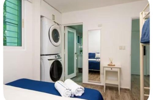Juan Dolio - El Pueblo Apartment | Upgrade A Primera Linea De Playa Con Hermosas Áreas Sociales Frente Al Mar -Beach-Pool-Jacuzzi-BBQ-Gazebos-WiFi-Parking-Control De Acceso Seguridad Las 24 Horas-Al Lado De Hoteles-Restaurantes-Minimarkets