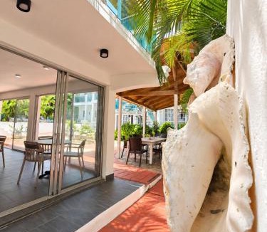 Boca Chica Hotel | Hotel Neptuno Refugio
