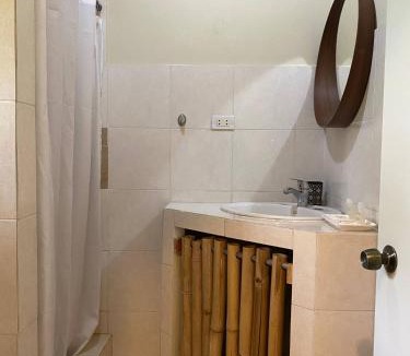 Yaque Arriba House | Villas Del Lago Resort King Room Upper Floor