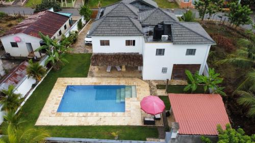Sanchez House | Villa Majagua con piscina y habitación privada