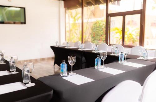 La Isabelita Hotel | Hotel Tropicana