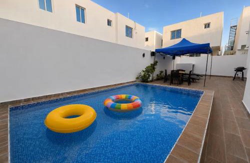 Prado Oriental House | Victory