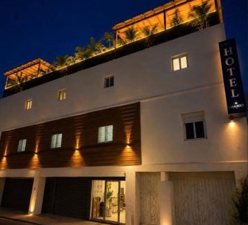 El Callejon Hotel | Hotel CasaRoof Rooftop Beach Club