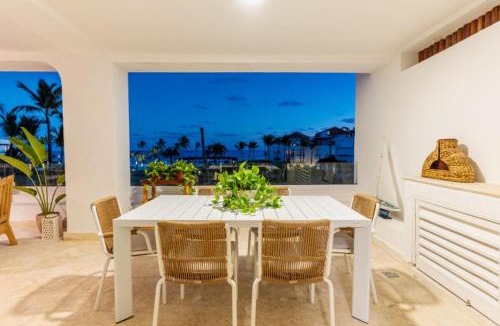 Cap Cana Marina Apartment | Beachfront 2BR Apartment in Punta Palmera