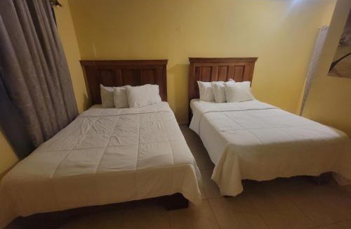Paraiso Hotel | Hotel & Restaurante Paradeys