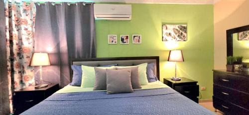 Mendoza Apartment | Spacious and Comfortable 3-Bedroom 2 bathroom in Santo Domingo Este