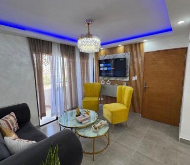 Punal Apartment | The Cibaena Apt on Fifth Palm
