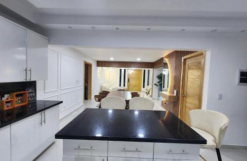 El Callejon Villa | Villa Dereck