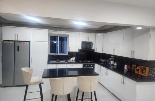 El Callejon Villa | Villa Dereck
