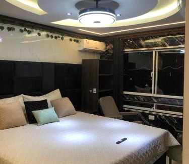 Corales del Sur Apartment | 2BR Apartment with Balcony and Jacuzzi Access