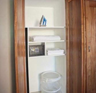 Downtown Santo Domingo Apartment | Downtown Artsy Apartment CECILIP