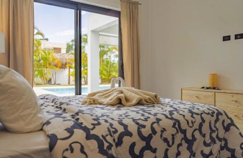 La Iglesia Villa | Las Terrenas - Private 4-Bedroom Villa with Pool, 7-Minute Walk to Beach Town