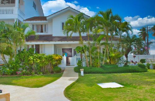 La Iglesia Apartment | Villa Chiara Beachfront Las Terrenas