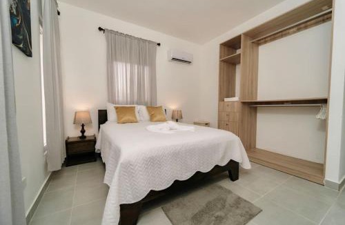 El Macao House | Family Villa with Pool, BBQ, 5 Min from Macao Beach