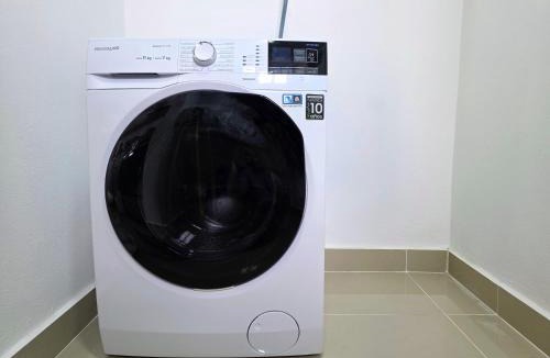 Licey al Medio Apartment | Apartamento Moderno con Piscina, Seguridad y Respaldo Electrico