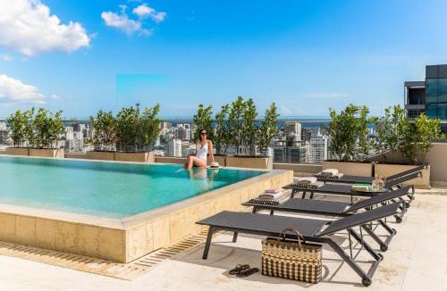 Yolanda Morales Apartment | BlueMall Luxury Suites in Piantini by Homeclub