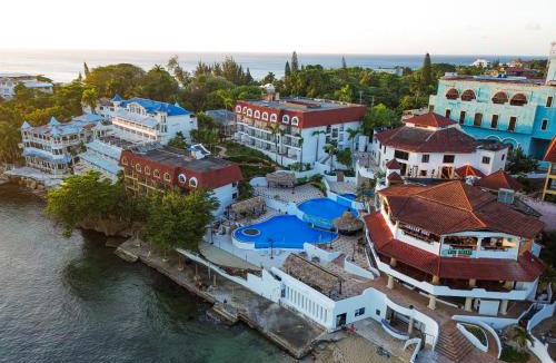 El Batey Hotel | Hotel Croma Sosua Beach