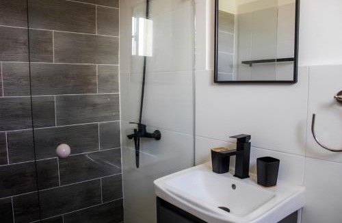 La Romana Apartment | Penthouse 4 habitaciones jacuzzi privado caleta romana