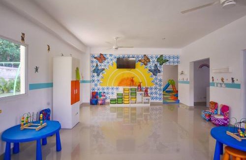 Residencial Alameda Oeste Apartment | Theblingspot Santo Domingo 2Brfamilywifi