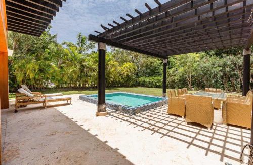 Punta Cana House | Stylish Bungalow at Green Village with pool Ab3
