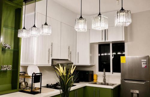 Cayetano Germosen Apartment | Hergoz Aparment Suite-Brianny
