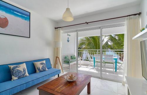 Villas Del Mar Apartment | Oceanfront Apartment, Pool, Near the Beach, Large Balcony