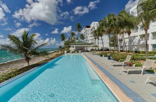 Villas Del Mar Apartment | Oceanfront Apartment, Pool, Near the Beach, Large Balcony
