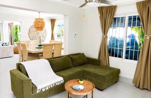 Villas Del Mar Apartment | Villa Familiar Privada con Jacuzzi cerca de las Playas de Juan Dolio