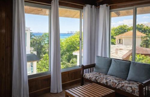 Boca Chica Hotel | Hotel Neptuno Refugio