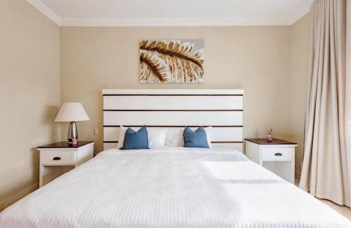 El Cortecito Apartment | Steps from the ocean and white sand, top location