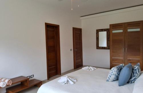 La Iglesia Apartment | Aligio Aparthotel, Beachfront, Las Terrenas