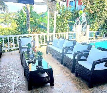 Barrio La Fortaleza Vieja Apartment | BLUE HOUSE OCEAN VIEW