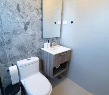 Evaristo Morales Apartment | Moderno y Lujoso Apartamento en Torre - Evaristo Morales
