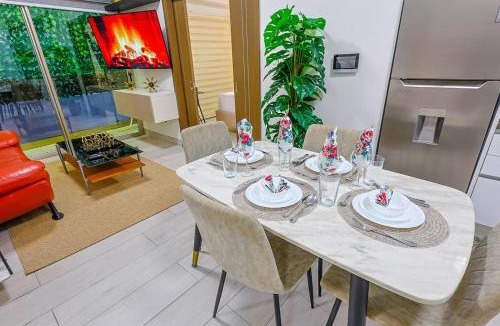 Sarasota Apartment | Cozy 2BR Condo, Spectacular Rooftop