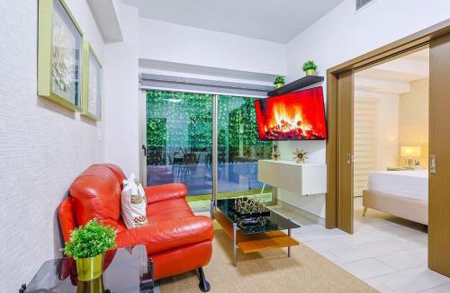 Sarasota Apartment | Cozy 2BR Condo, Spectacular Rooftop