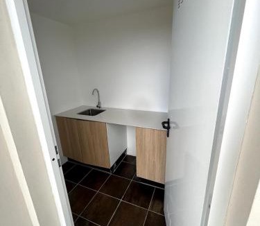 Viejo Arroyo Hondo Apartment | Comfortable Central Apartment