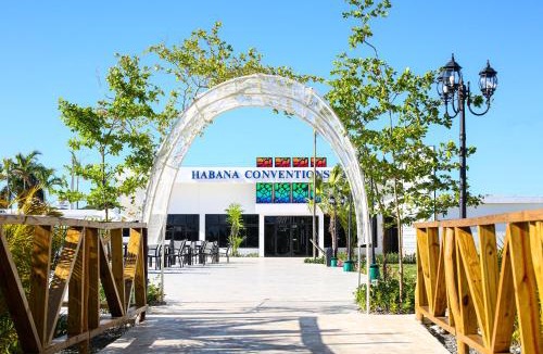 Higuey Hotel | Habana Hotel Y Restaurante