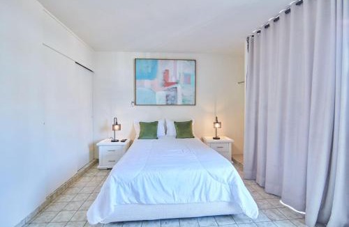 Ensanche Independencia Apartment | A Beautiful Studio Apartments Furnished in Gascue