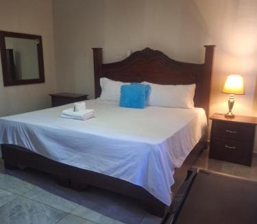 Ciudad Nueva Hotel | Apartamentos En Edificio Amapola Zona Colonial Malecón