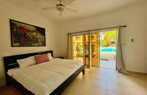 Playa Chiquita Hotel | Coral Blanco Hotel