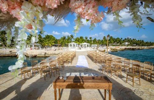 Dominicus Resort | TRACADERO Beach Club & Holidays Rentals