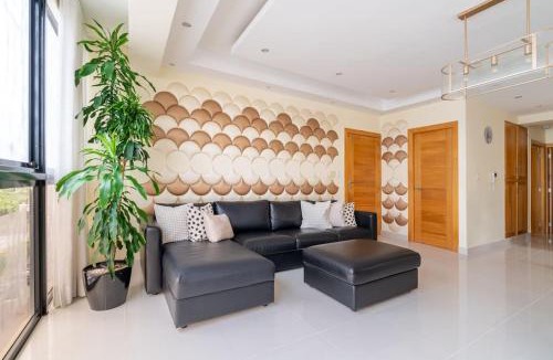 Renacimiento Apartment | Luxurious Apartment near Downtown