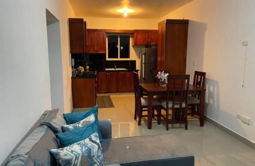 La Romana Apartment | A un minuto de la playa caleta