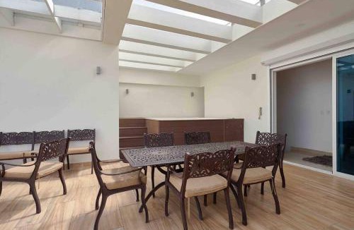 Renacimiento Apartment | Grand Luxe Penthouse @Upscale Zone SD+TUB+Terraza+ BBQ