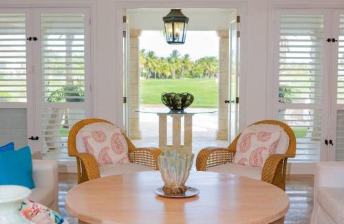 Punta Cana Villa | Ocean & golf view with working space!