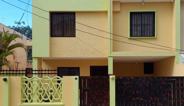 Casa Placentera y Segura en Santo Domingo Este in Santo Domingo Este