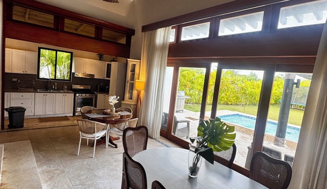 Luxurious Punta Cana Villa With Private Pool & Beach Access