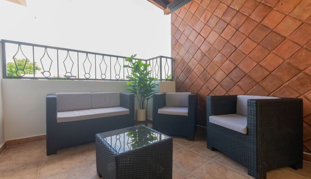 Unique & Spacious 2bdrs Luxury Condo