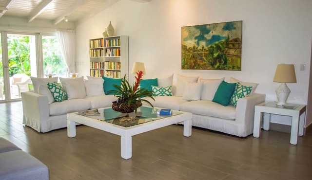 Five Bedroom Classic Villa